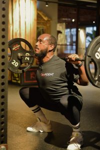 Trainingsplan - Mann Muskel Aufbau